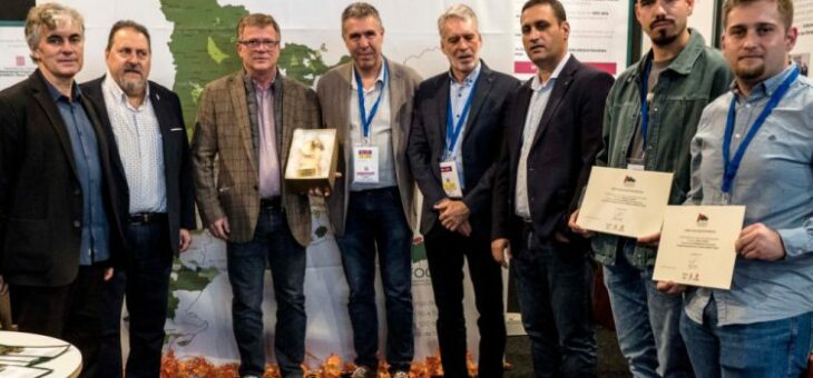 Entrega del segon premi ‘Forest Local de Gestió Reconeguda’ a l’ajuntament de Les